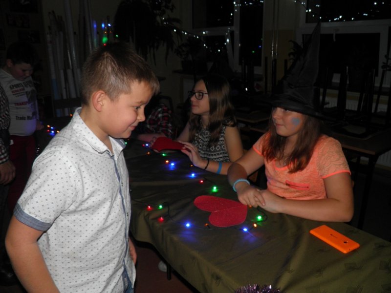 Zabawa andrzejkowo - integracyjna SP